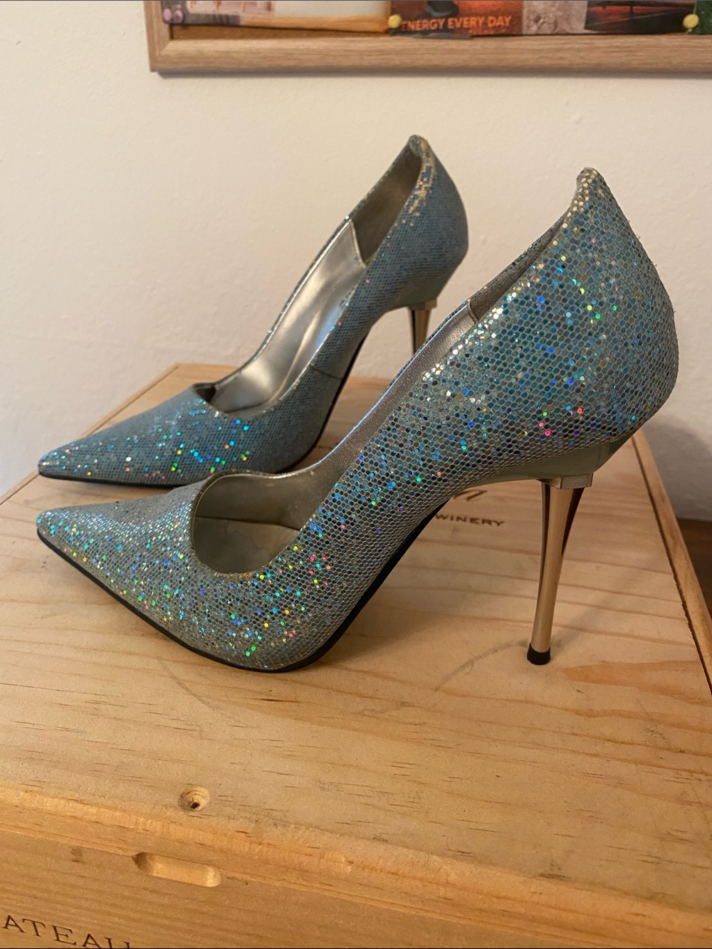 Sparkling Blue Pointed-Toe Stiletto Pumps size 7